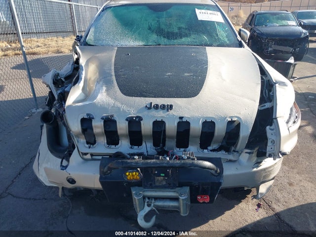 1C4PJMCS4FW578401 Jeep Cherokee Latitude
