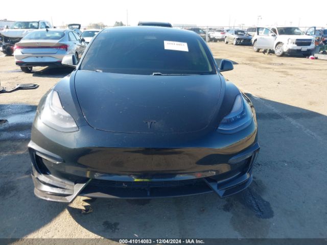 5YJ3E1EB3KF237701 Tesla Model 3 Long Range/performance
