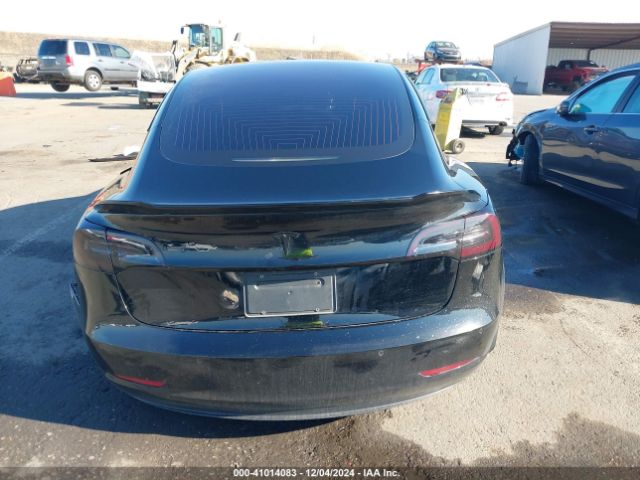 5YJ3E1EB3KF237701 Tesla Model 3 Long Range/performance