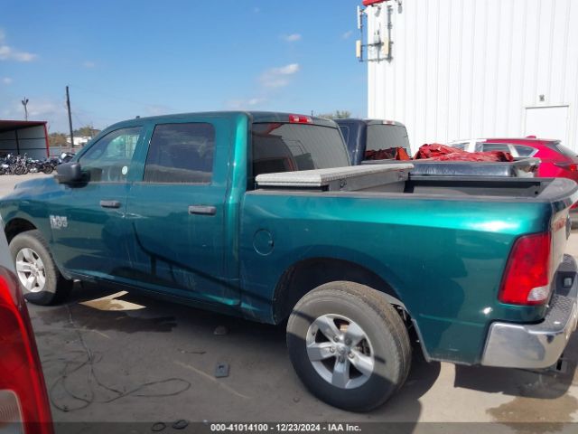 3C6RR7KG8MG635184 RAM 1500 Classic Tradesman  4x4 5'7 Box