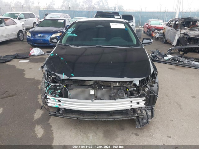 Toyota Corolla Hybrid Le 2024 JTDBCMFE9R3040549 Image 13