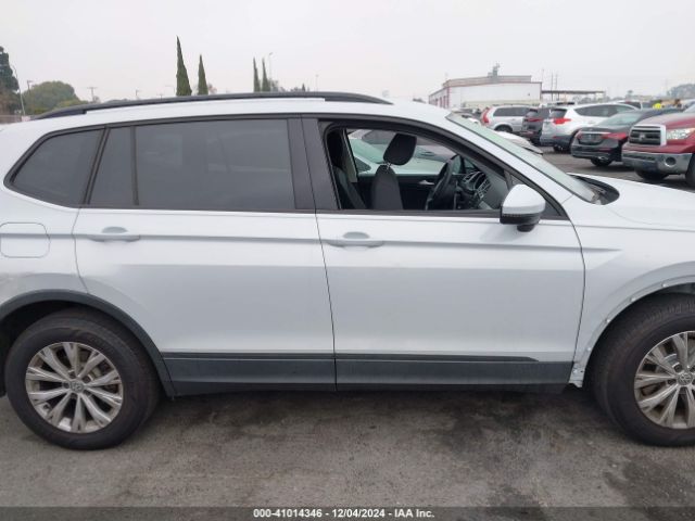 3VV1B7AX1JM071937 Volkswagen Tiguan 2.0t S