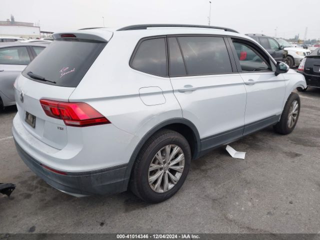 3VV1B7AX1JM071937 Volkswagen Tiguan 2.0t S