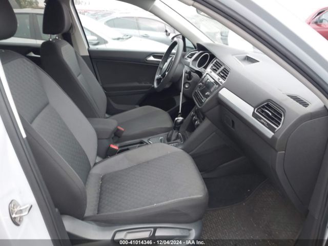 3VV1B7AX1JM071937 Volkswagen Tiguan 2.0t S