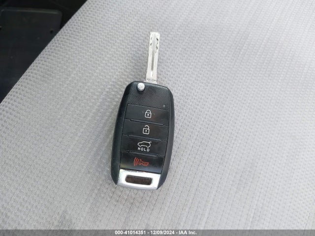 KIA Sorento Lx V6 2015 5XYKT4A72FG584455 Image 11