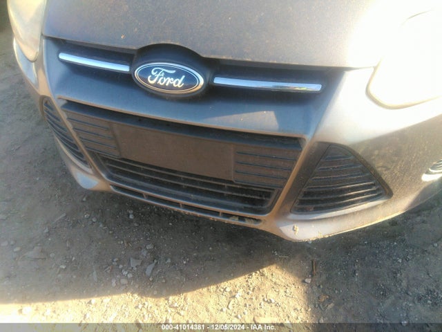 Ford FOCUS SE 2014 1FADP3F20EL133487 Image 6
