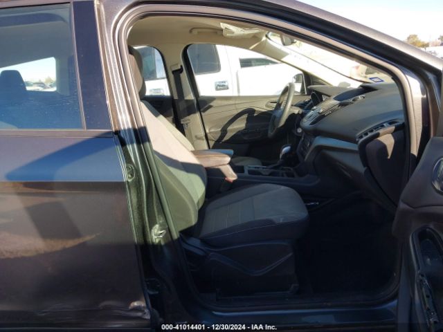 1FMCU0F77KUB28359 Ford ESCAPE S