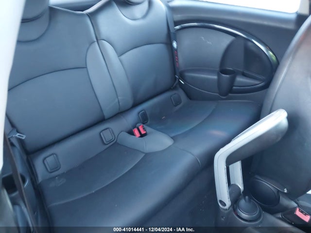 2009 MINI COOPER S CLUBMAN WMWMM33559TP72517 Photo 7