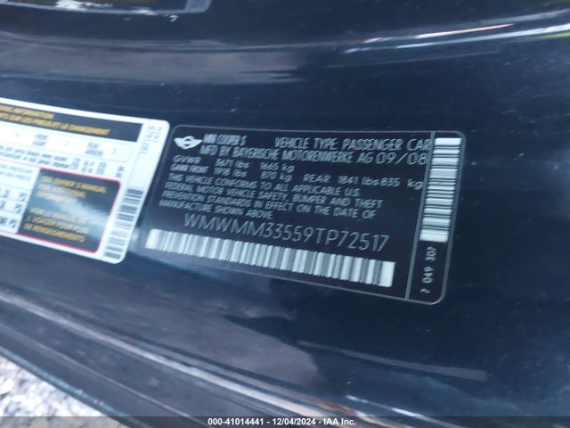 2009 MINI COOPER S CLUBMAN WMWMM33559TP72517 Photo 8