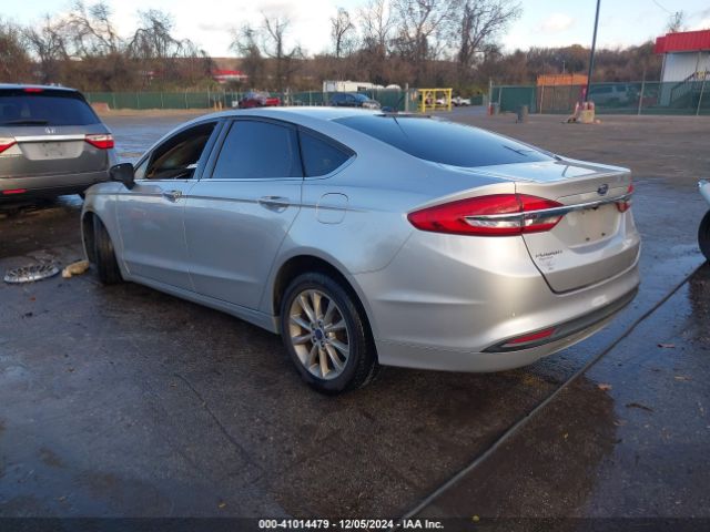 3FA6P0HD6HR304951 Ford FUSION SE