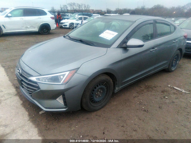 Hyundai ELANTRA SE 2019 KMHD74LF9KU791074 Image 2