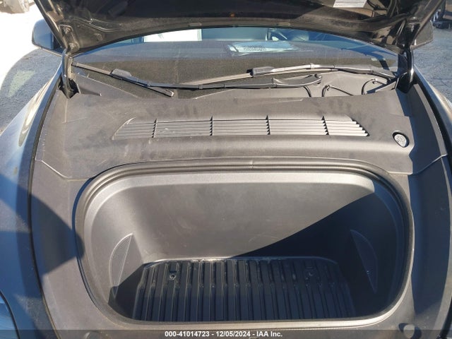 2023 TESLA MODEL Y 7SAYGDEE8PF799227 Photo 9