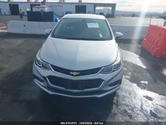 1G1BC5SM5J7182051 Chevrolet Cruze Ls Auto