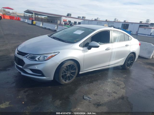 1G1BC5SM5J7182051 Chevrolet Cruze Ls Auto