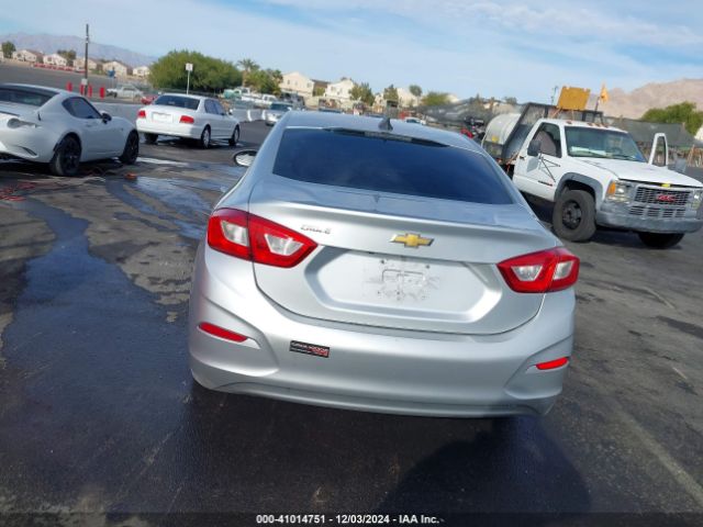 1G1BC5SM5J7182051 Chevrolet Cruze Ls Auto