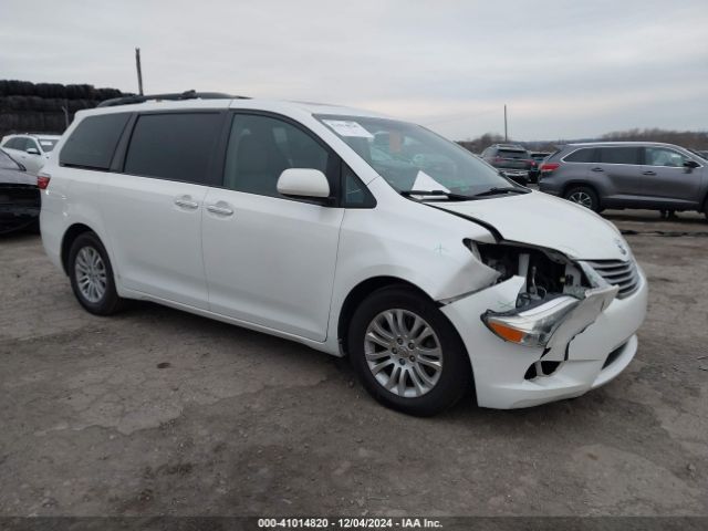 5TDYK3DC9FS595827 Toyota Sienna Xle 8 Passenger