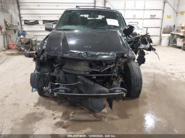 5LMJJ2J56EEL07666 Lincoln Navigator