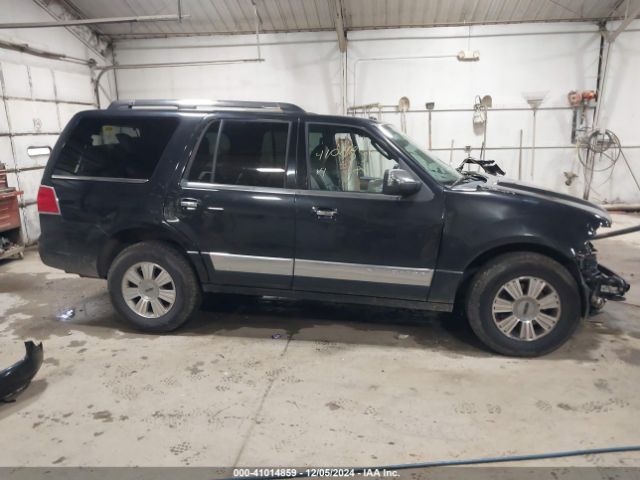 5LMJJ2J56EEL07666 Lincoln Navigator
