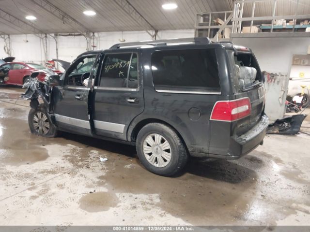 5LMJJ2J56EEL07666 Lincoln Navigator