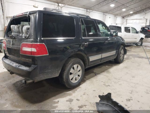 5LMJJ2J56EEL07666 Lincoln Navigator