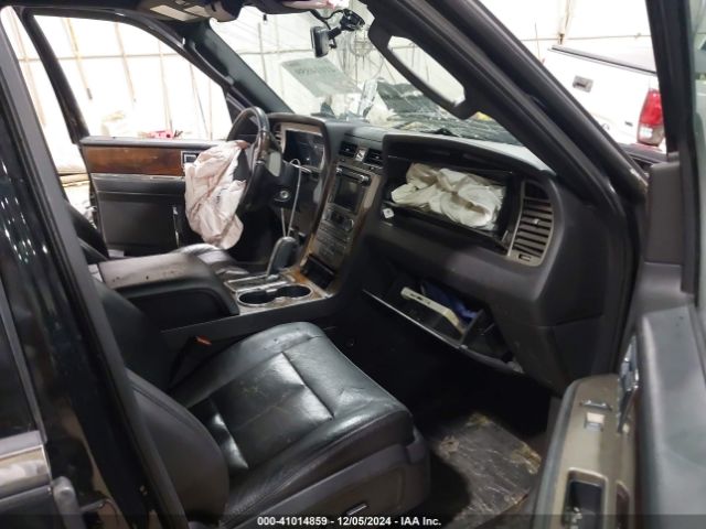 5LMJJ2J56EEL07666 Lincoln Navigator