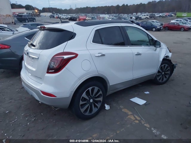 Buick Encore Essence 2017 KL4CJCSB0HB035884 Image 4