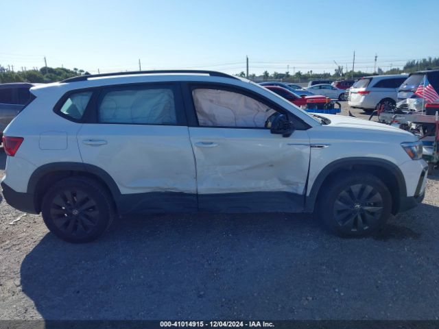 3VVDX7B28NM005182 Volkswagen Taos 1.5t S