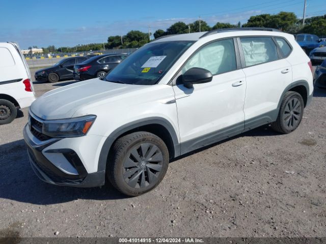 3VVDX7B28NM005182 Volkswagen Taos 1.5t S