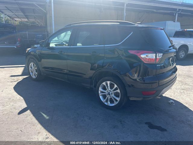 1FMCU9GD5JUB53638 Ford ESCAPE SE