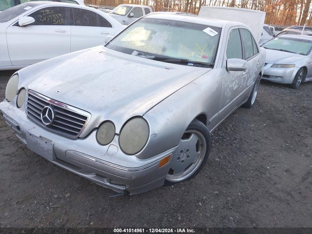 2000 Mercedes-benz E 430 4m მანქანა იყიდება აუქციონზე, vin: WDBJF83J2YX037929, აუქციონის ნომერი: 41014961