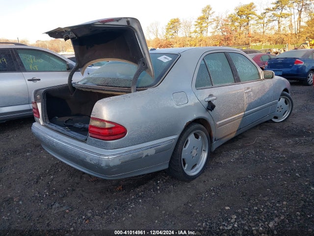 2000 Mercedes-benz E 430 4m მანქანა იყიდება აუქციონზე, vin: WDBJF83J2YX037929, აუქციონის ნომერი: 41014961