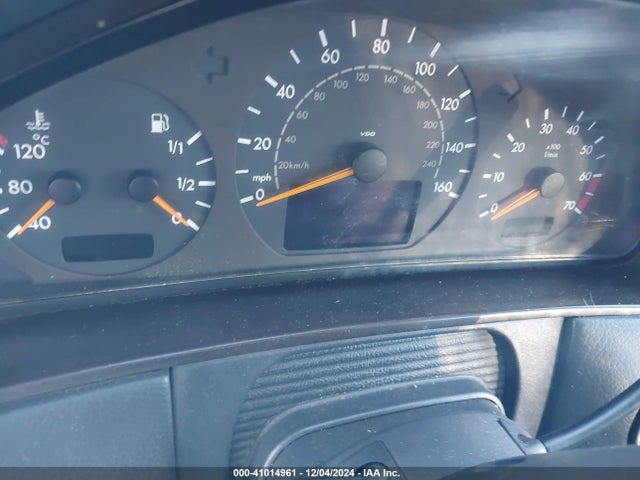 2000 Mercedes-benz E 430 4m მანქანა იყიდება აუქციონზე, vin: WDBJF83J2YX037929, აუქციონის ნომერი: 41014961