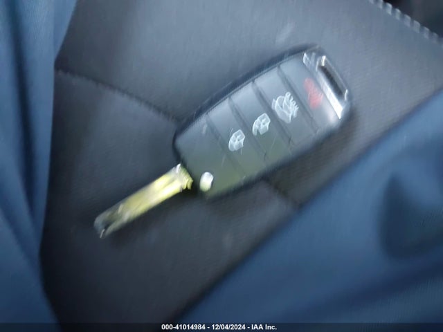KIA SOUL + 2017 KNDJP3A58H7451014 Image 11