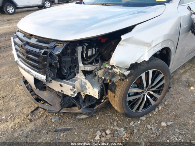 5N1DR3DJ1PC222921 Nissan Pathfinder Platinum 4wd