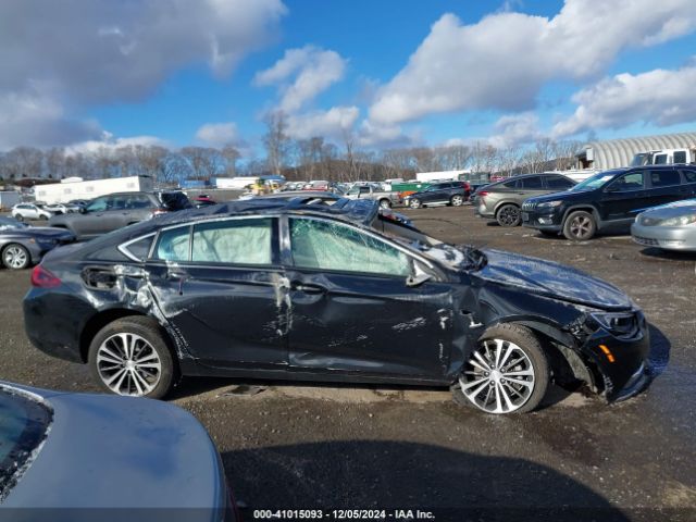 W04GP6SX6J1135982 Buick Regal Sportback Essence