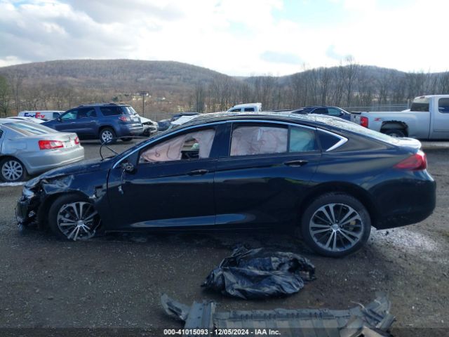 W04GP6SX6J1135982 Buick Regal Sportback Essence