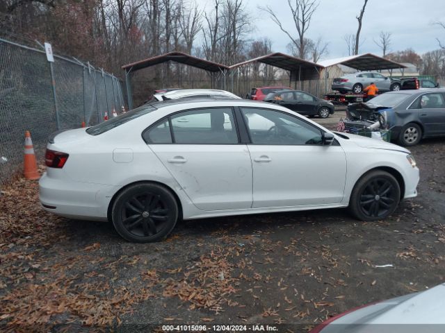 3VWD17AJ6JM227008 Volkswagen Jetta 1.8t Se Sport