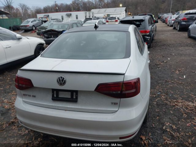 3VWD17AJ6JM227008 Volkswagen Jetta 1.8t Se Sport