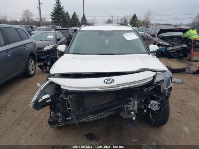 KNDEUCAA5M7046780 KIA SELTOS S