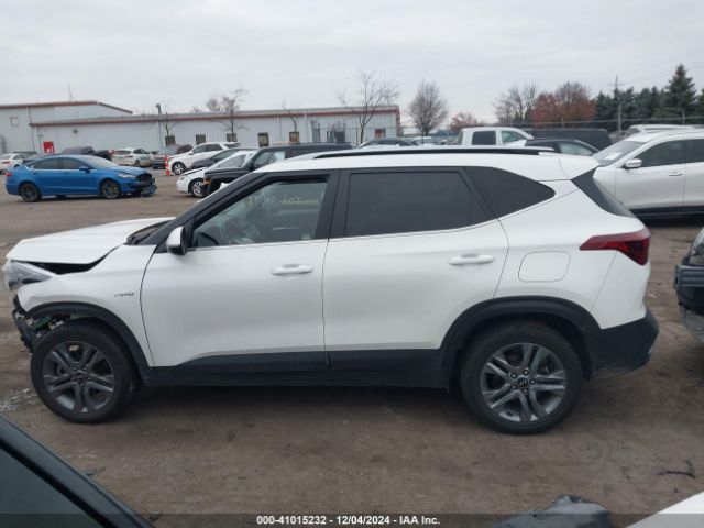 KNDEUCAA5M7046780 KIA SELTOS S
