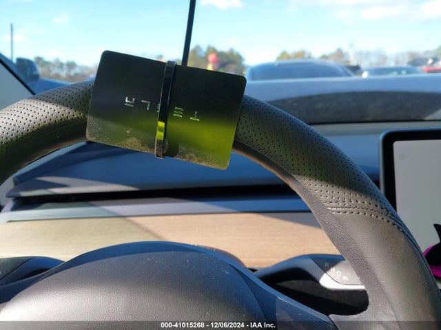 2021 TESLA MODEL 3 5YJ3E1EB6MF978833 Photo 10