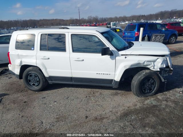 1C4NJRBB7GD783049 Jeep Patriot Sport