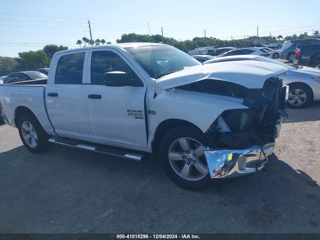 3C6RR6KT1MG708242 RAM 1500 Classic Tradesman  4x2 5'7 Box