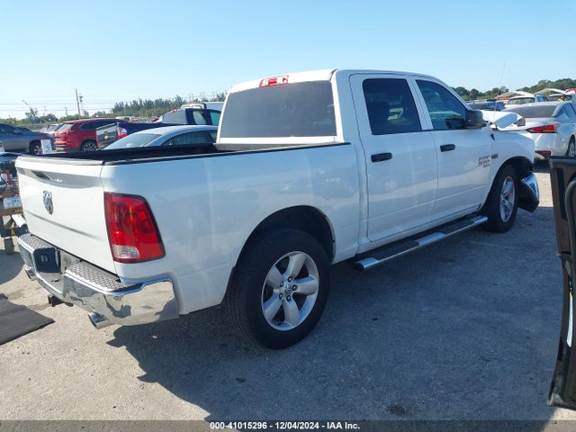 3C6RR6KT1MG708242 RAM 1500 Classic Tradesman  4x2 5'7 Box