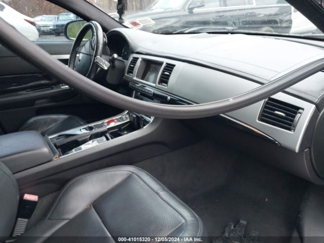2014 JAGUAR XF SAJWA0HP1EMU09408 Photo 4