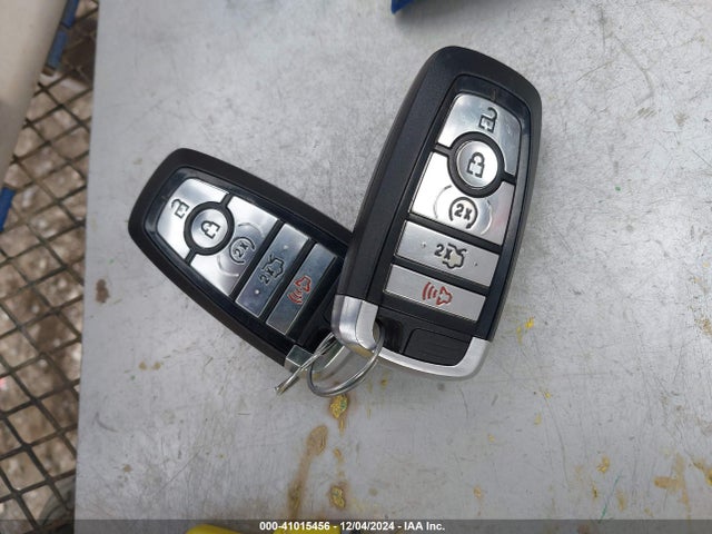 3FA6P0PU0JR282341 Ford Fusion Energi Se Luxury
