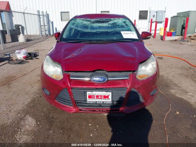 1FADP3F24EL247105 Ford FOCUS SE
