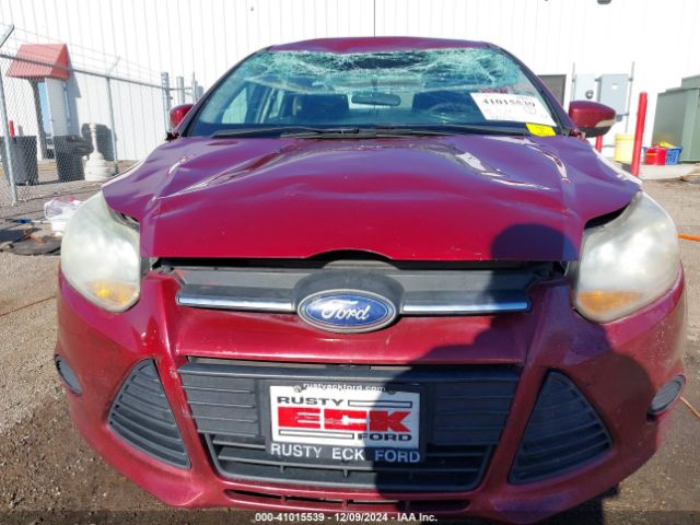 1FADP3F24EL247105 Ford FOCUS SE
