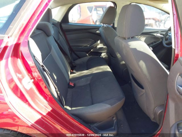 1FADP3F24EL247105 Ford FOCUS SE
