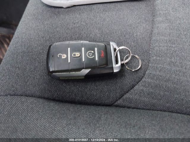 2019 RAM 1500 1C6SRFCT6KN743475 Photo 10